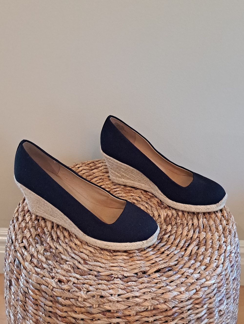 J.Crew Women’s Classic Preppy/Vacation Black Canvas Wedge Espadrille Sandals 8.5